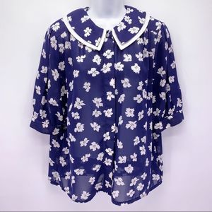 VINTAGE 1980s Josephine Blue Floral Collard Button Down Top Size S/M